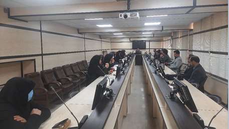  برگزاری جلسه محفل ادبی اعضای هیأت علمی با موضوع «اشعار آیینی»